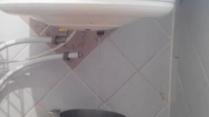 Как ЛЕГКО слить воду с бойлера (водонагревателя)! Как слить воду с бойлера