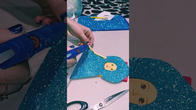 Шоколадка Алëнка превращается в Снегурочку?? смотреть онлайн