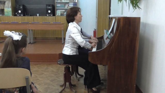 Ансамбль Елена Владимировна и Анна Анатольевна - "Yesterday" смотреть онлайн