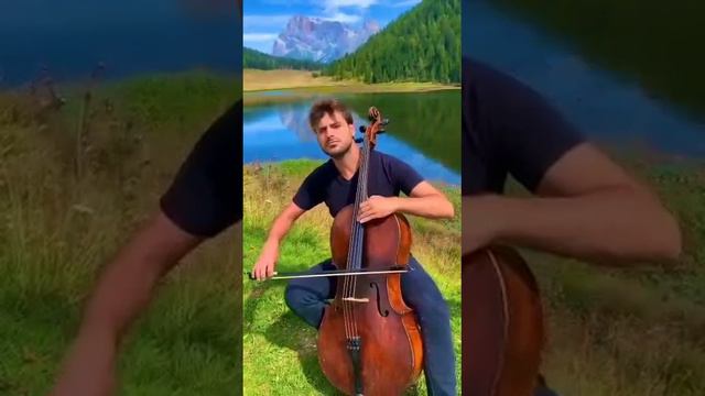 я хочу узнать кто паёт эта песня смотреть онлайн