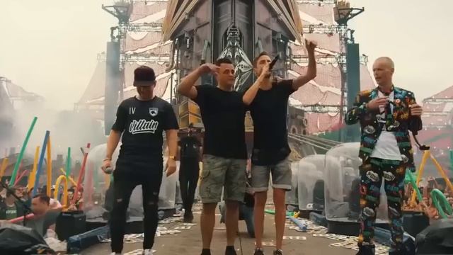 Craziest Crowd Control Ever! Best Dj Drop 2018 !!? смотреть онлайн