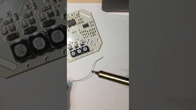 Трубчатое жало смотреть онлайн