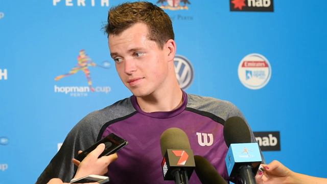 Adam Pavlásek press conference - Hopman Cup 2015 смотреть онлайн