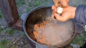 МАКАРОНЫ ПО ТАТАРСКИ В КАЗАНЕ НА КОСТРЕ