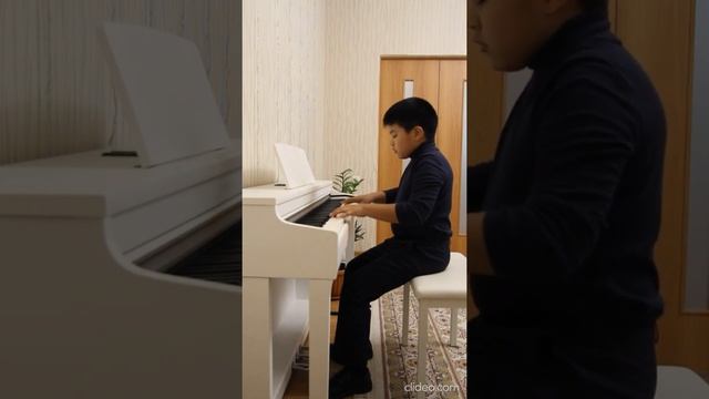 Шалқарбек Ануар. Д.Кабалевский "Рондо-Токатта" смотреть онлайн