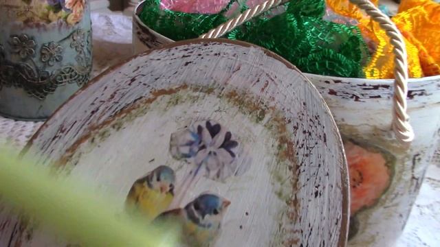 Декорируем металлические баночки.