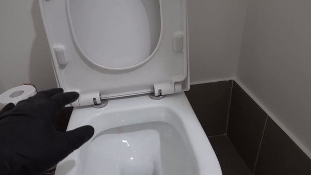 How to fix a toilet seat with hidden fixings смотреть онлайн