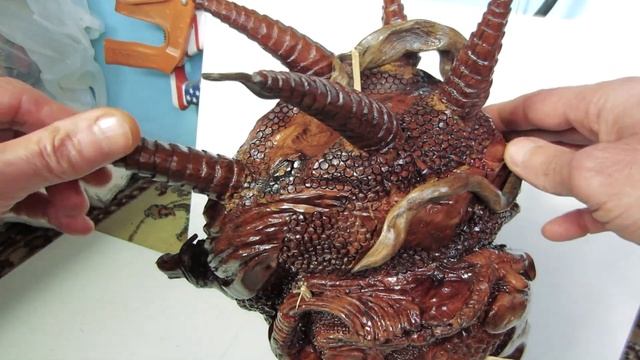 Дракона резного из Груши поедают жуки точильщики древесные смотреть онлайн