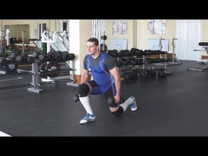 Выпады с ходьбой: техника и нюансы