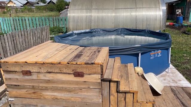 Бассейн Bestway и самодельная площадка к нему смотреть онлайн