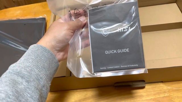 MSI Modern 15, MSI Modern 15 B5M -R5 black. Unboxing смотреть онлайн
