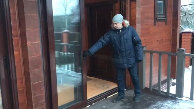 Готовый проект ALDU - Раздвижная теплая дверь Indow 116 на входе в веранду смотреть онлайн