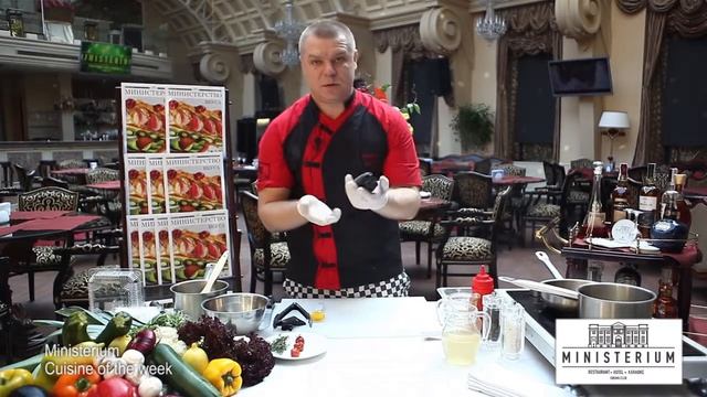 Ministerium. Cuisine of the Week. Телячий язык в черной пасте с шафраном ризотто. . смотреть онлайн