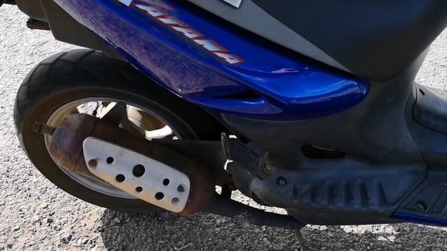 Suzuki Katana R50 / Katana 50 Mit 4 PS 49ccm 50 Kmh Motorsportroller Bj 1999 Mit 8.242km Testfahrt
