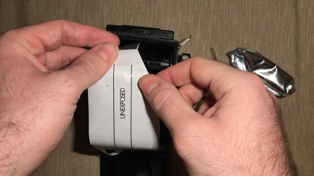 Lomo Lubitel 2: Film Loading