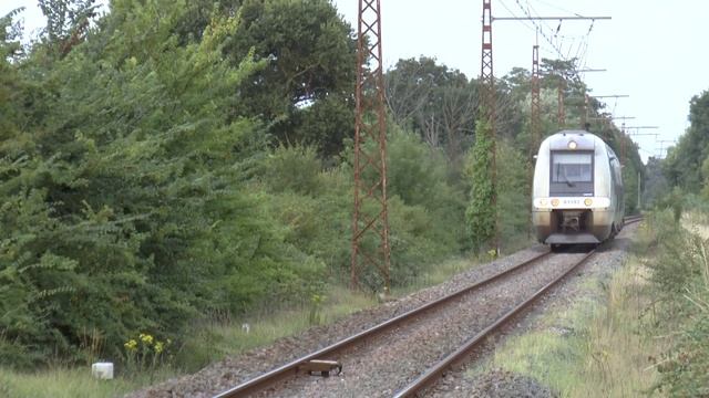 Train : Quelques circulations sur la ligne Bordeaux Le Verdon La pointe de Grave смотреть онлайн