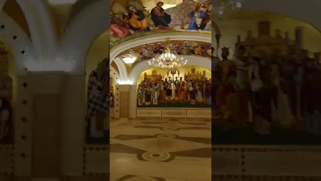 Церковь Святого Князя Лазара, под Храмом Святого Саввы в Белграде ! Интересная Сербия смотреть онлайн