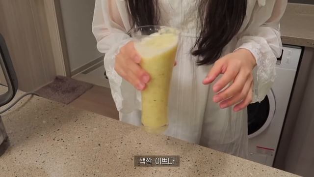 SUB•VLOG 자취생 브이로그?닭가슴살 데리야끼 만들어 먹고 두부초밥이랑 단호박빵 만드는 일상 브이로그(두부초밥,마파두부,닭가슴살데리야끼,단호박빵,새우카레볶음밥,양배추사과주스) смотреть онлайн