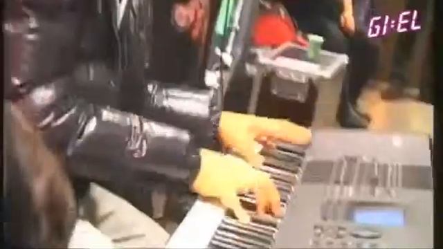 Адель! Adele Rolling in the deep смотреть онлайн