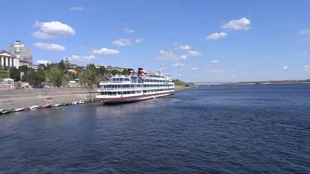 Прогулка по Волге на теплоходе смотреть онлайн