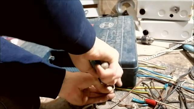 замки-защелки для чемодана быстро и дешево смотреть онлайн