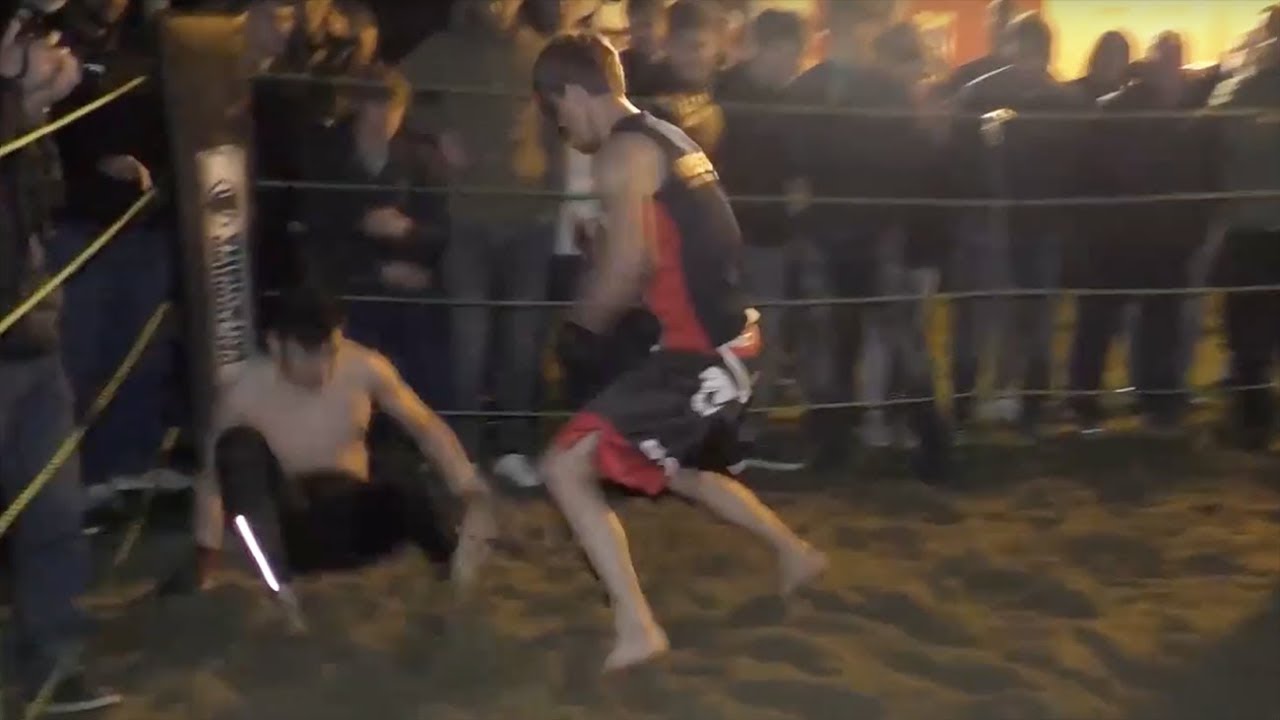 Убрал Бойца Без Правил !!! с одного удара !!!! смотреть онлайн