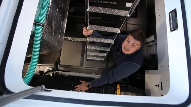 Sunseeker Predator 60 EVO test drive review | Better than a £1m best seller? | Motor Boat & Yachtin смотреть онлайн