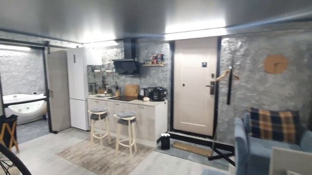 Квартира посуточно в Колпино 37м2. Кинотеатр, джакузи, аудиосистема 5.1, Сутки от 1800 рублей. смотреть онлайн