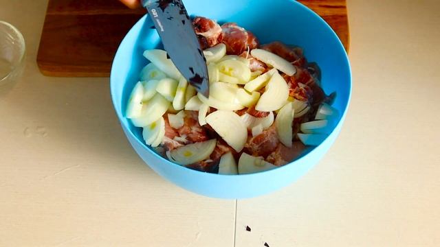 Шашлык из свинины с ароматным базиликом. Супер вкусно смотреть онлайн