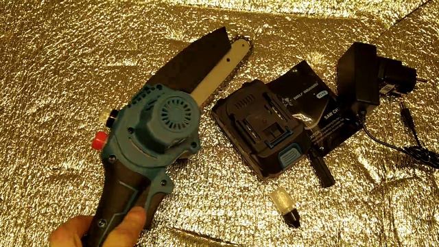 аккумуляторная цепная минипила на платформе 18V от MAKITA смотреть онлайн