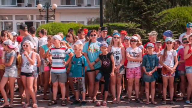 Лагерь ,,Лучистый " смотреть онлайн