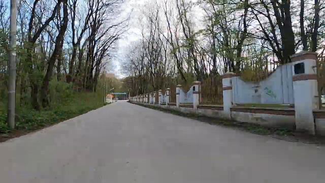 Из северо-западного района в юго-западный за 1 мин 30 сек это возможно. смотреть онлайн