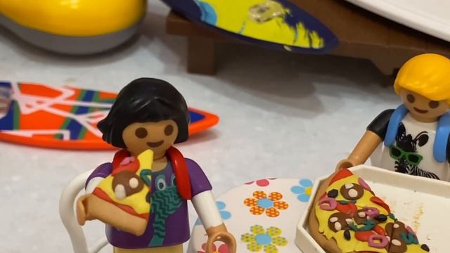 Приключения Маринетт и Адриана с детьми на море! Семья Леди Баг и Супер Кота