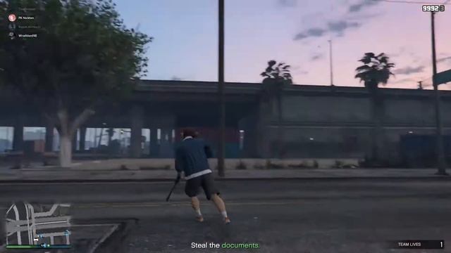 GTA Online - These Two Just Ride On A Moped The Whole Time смотреть онлайн
