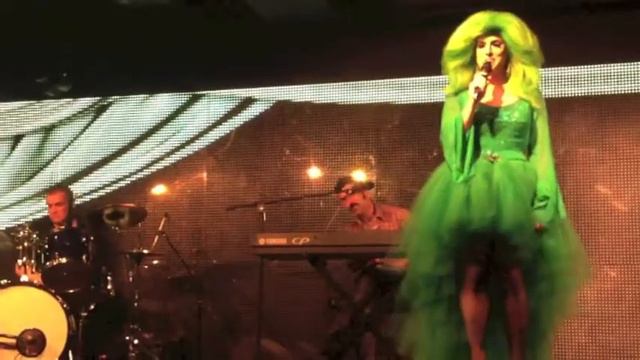 Hedda Lettuce and the Awkward Rimjob смотреть онлайн
