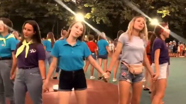 ...Мы всех любим... смотреть онлайн