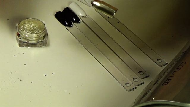 Пигмент Юки на ногтях. Хлопья. Обзор на новые втирки в гель лак. смотреть онлайн