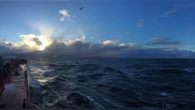 Морские пейзажи фото. Фото кораблей. Работа в море. Sea view. Sailors life. Maersk. смотреть онлайн