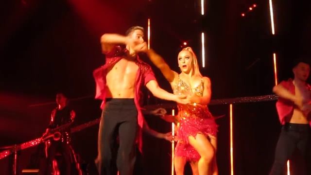 Derek Hough the Tour Samba смотреть онлайн