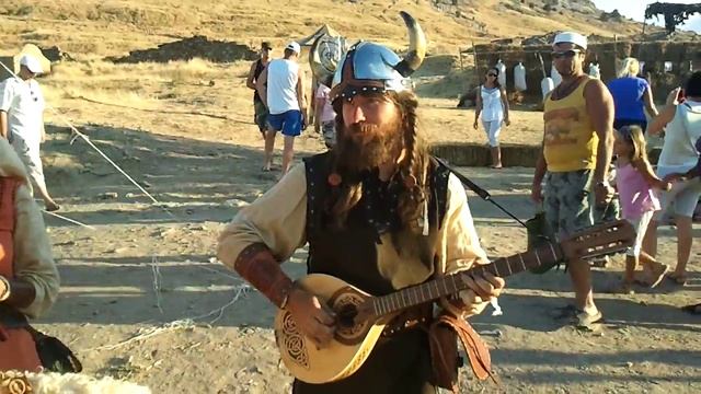 scooter на балалайке (how much in the fish) смотреть онлайн
