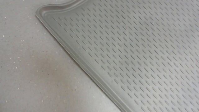 Коврики в салон Maxus. Цвет серый смотреть онлайн