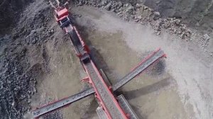 Работа сортировочной установки и щековой дробилки.