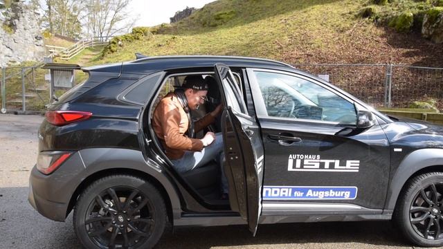 Hyundai Kona Facelift 2021 1.0 T-GDI 48V-Hybrid ? - Fahrbericht / Test / Review (deutsch) смотреть онлайн