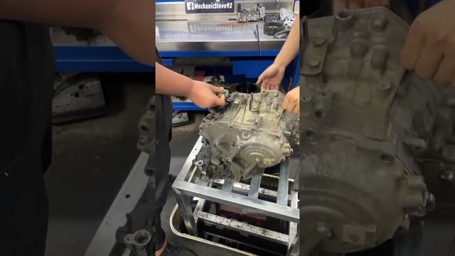 Nissan Tiida CVT Transmission Maintenance Service смотреть онлайн
