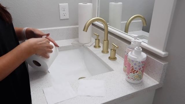 TIKTOK CLEANING HACKS YOU NEED TO KNOW | *NEW* HOME CLEANING HACKS | 2021 TIKTOK CLEANING TIPS