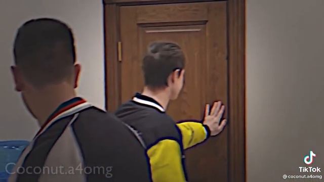 мне стало жалко в том видео ботаника🥺😕 смотреть онлайн