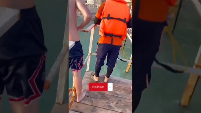 Спасение утопающих в Каспийском море в Актау смотреть онлайн