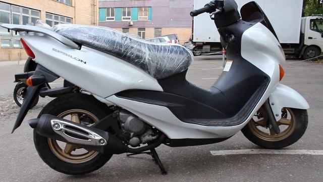 Скутер Kawasaki Epsilon 150 CG43B - Walkaround, Kupiscooter.ru смотреть онлайн
