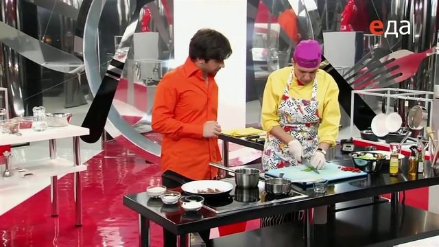 Салат с куриной печенью и желудочками