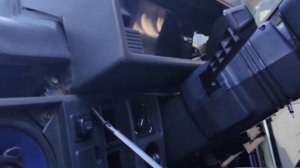 Замена лампочек подсветки ваз 2109,снятие верхней панели торпеды)